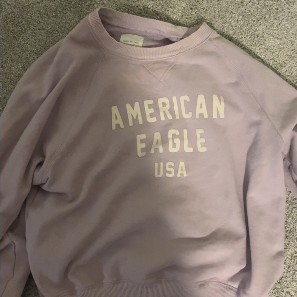 Medium American eagle sweater